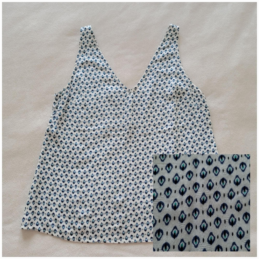 Blue Ikat Design Sleeveless Top | SIZE Large
